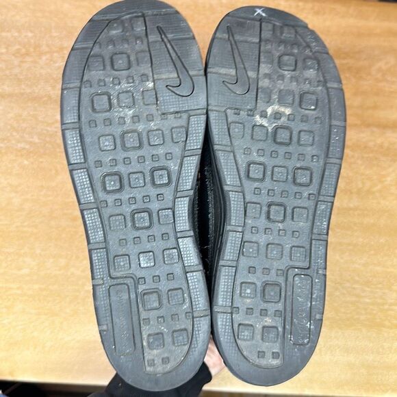 Nike Woodside 2 High ACG Big Kids' Boots - Picture 8 of 9